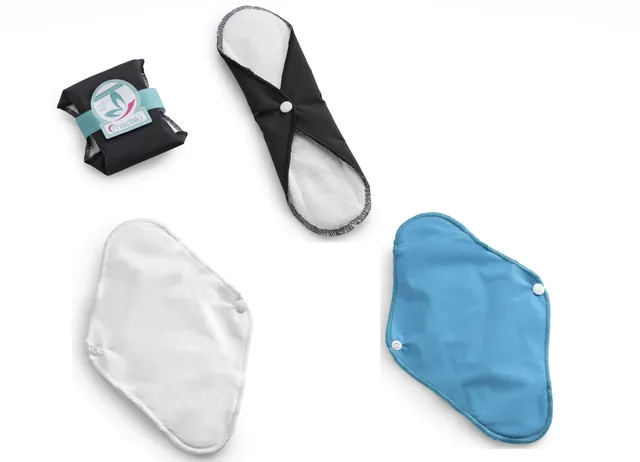 mamicup-mamipad-assorbenti-lavabili-notte-4-pezzi-wet-bag image 1