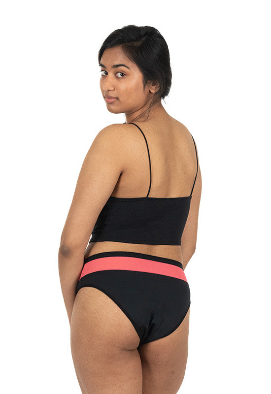 fluyda-slip-bloomin-nero-slip-mestruale-flusso-medio image 4
