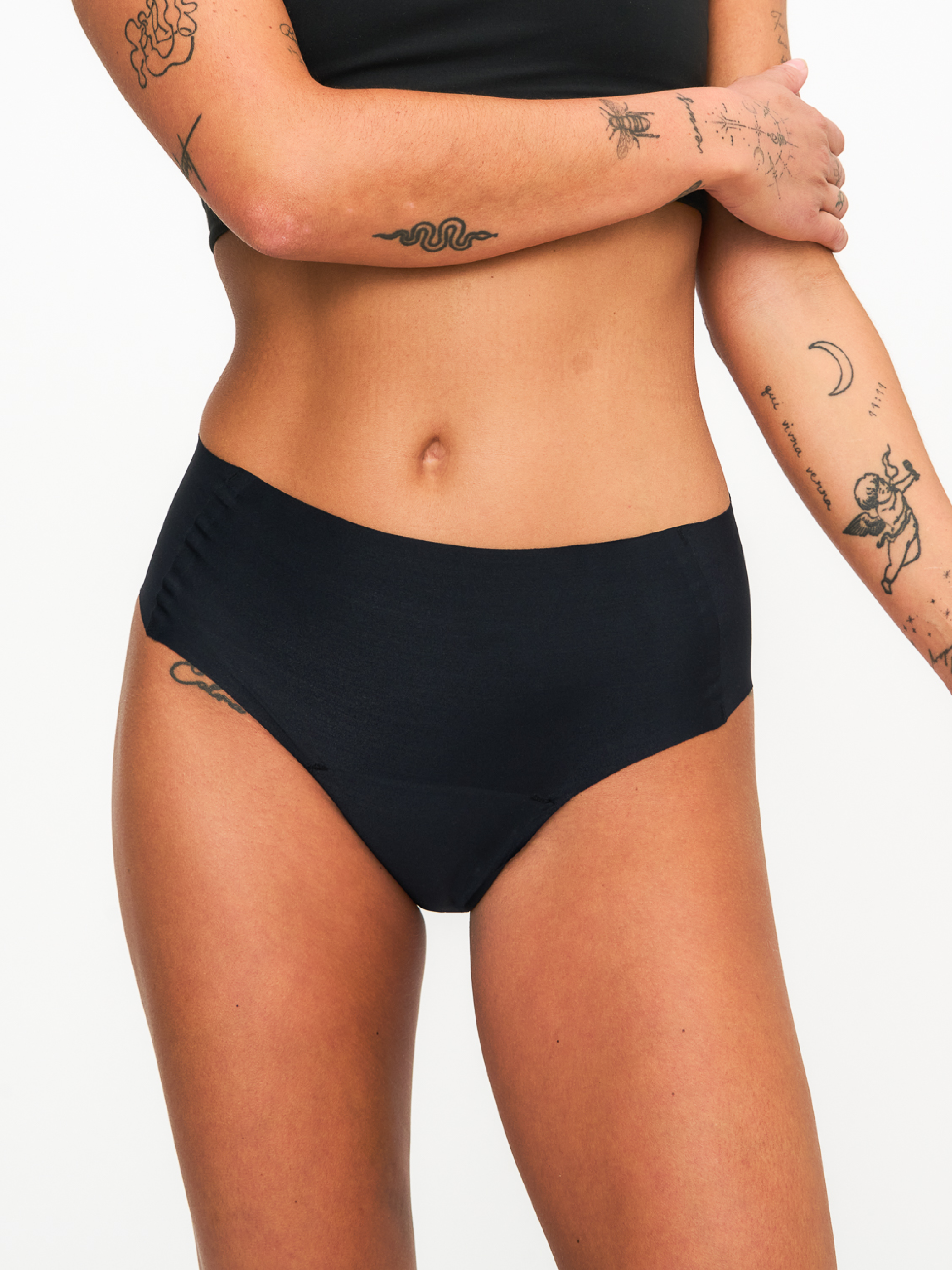 allmatters-activematters-high-waist-mutanda-mestruale-nero-3-4-tamponi image 1