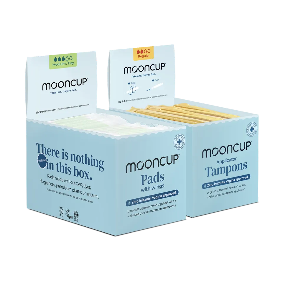 mooncup-display-box-bundle-medium-regular-80-assorbenti-60-tamponi image 1