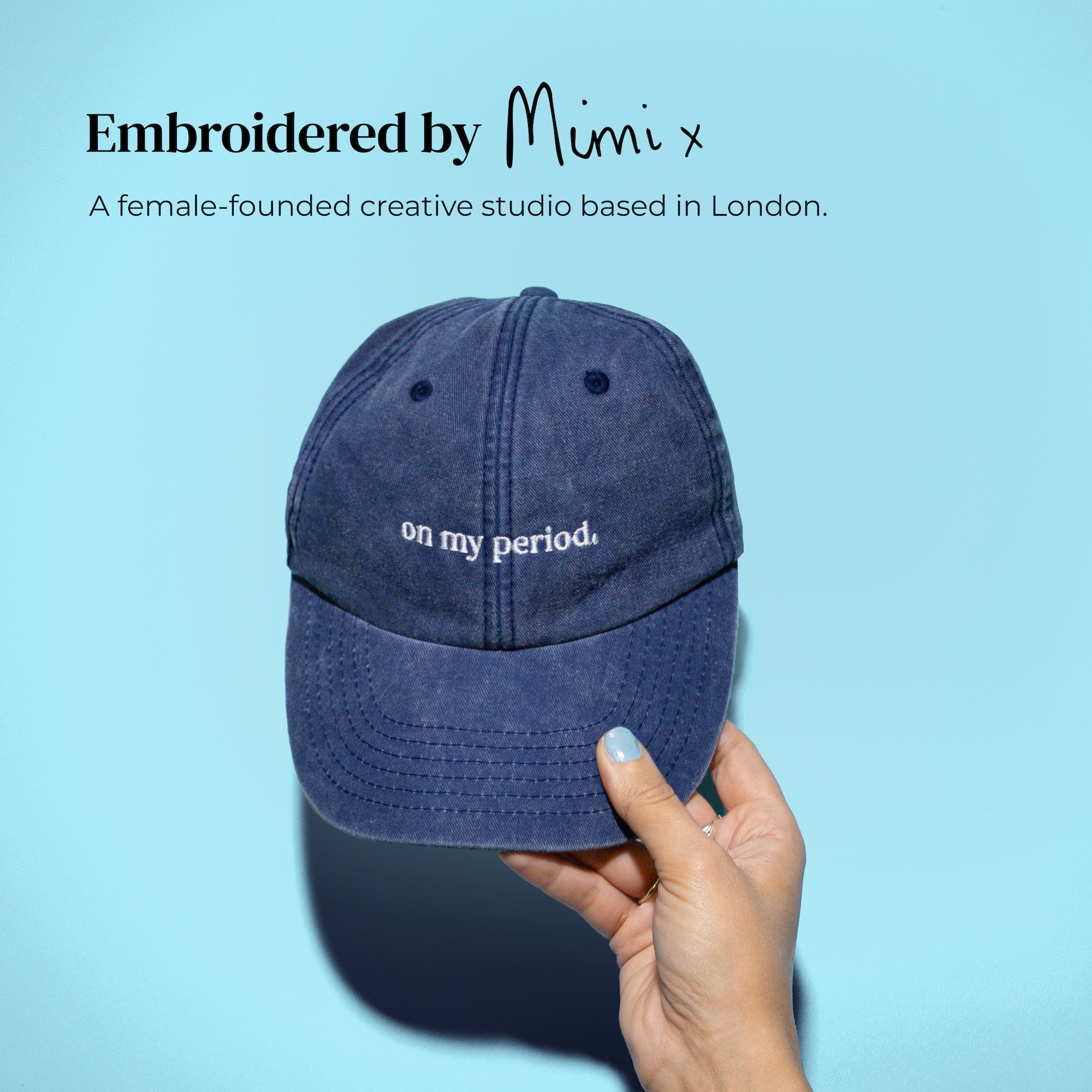 mooncup-cup-cap-bundle-coppetta-original-cappellino-on-my-period image 6